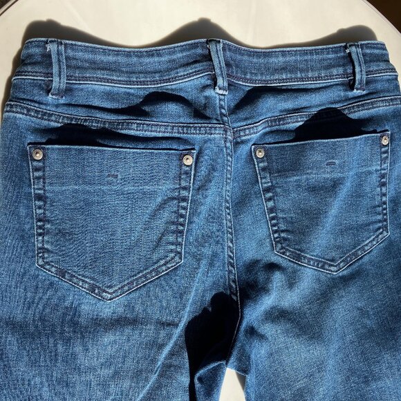 J. Jill Authentic Fit Slim-Leg Jeans, sz 4 - Picture 5 of 7